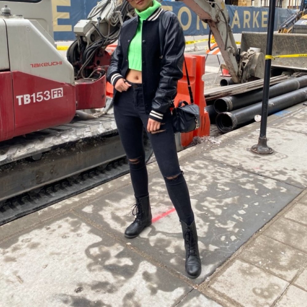 Turtleneck cropped sweater